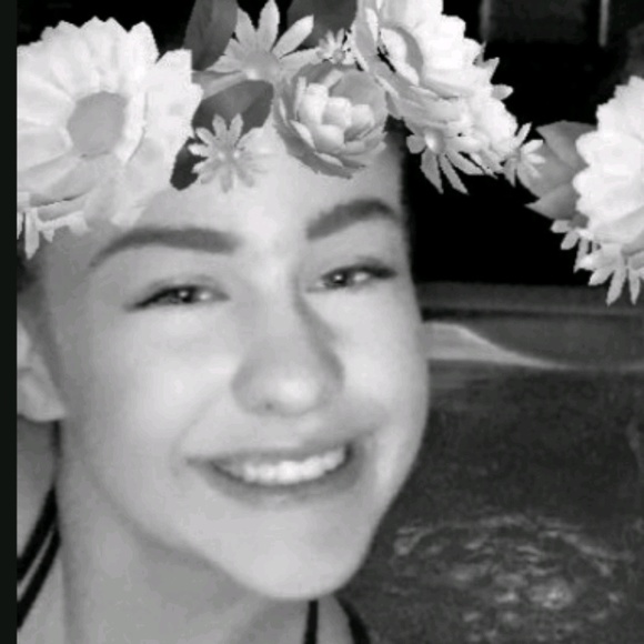 Meet your Posher, Makynlee - Picture 1 of 1